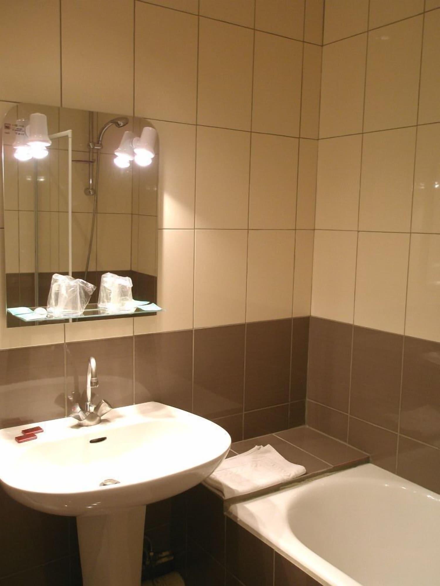 Hotel Portalet Єр Екстер'єр фото