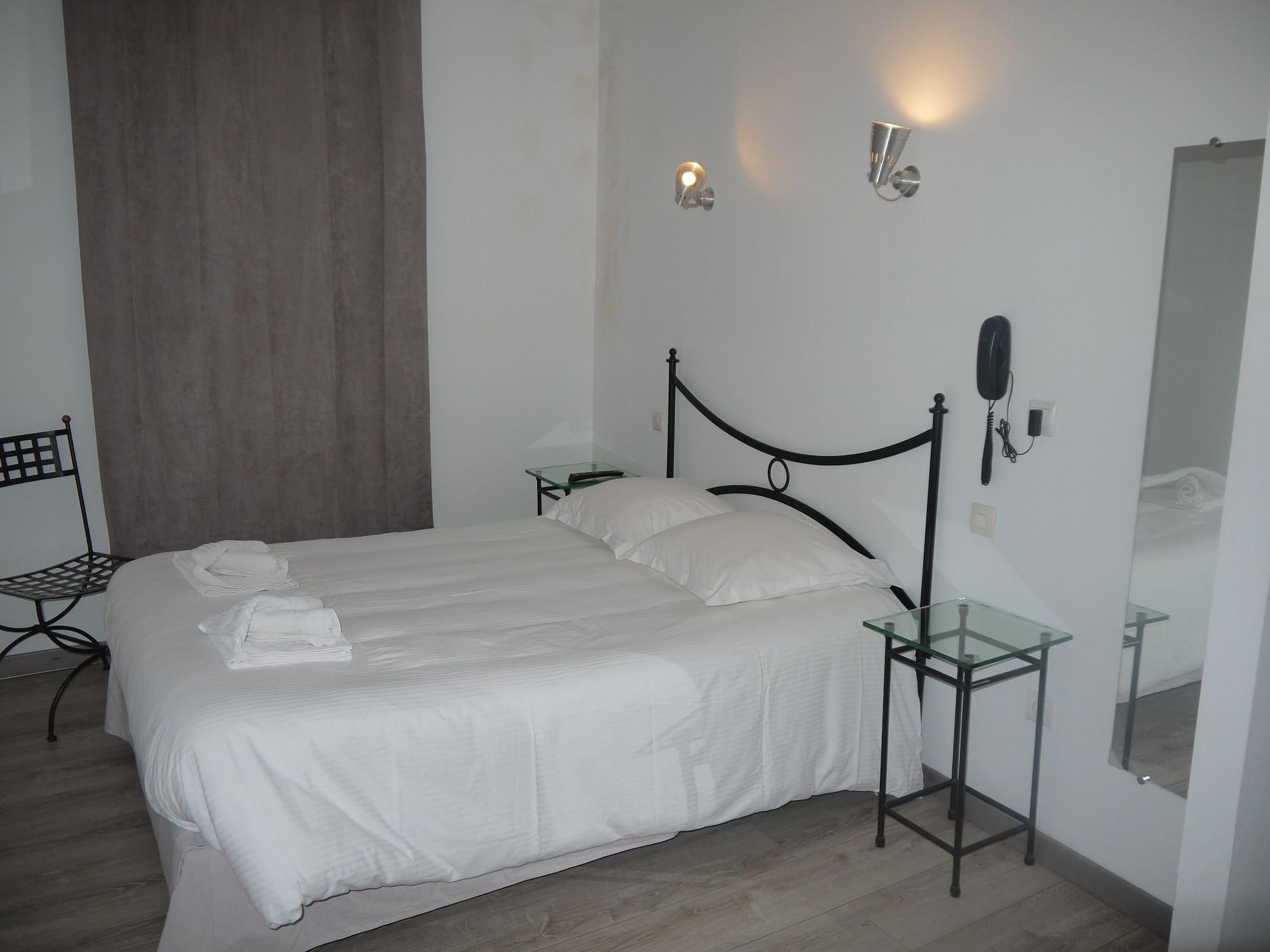 Hotel Portalet Єр Екстер'єр фото