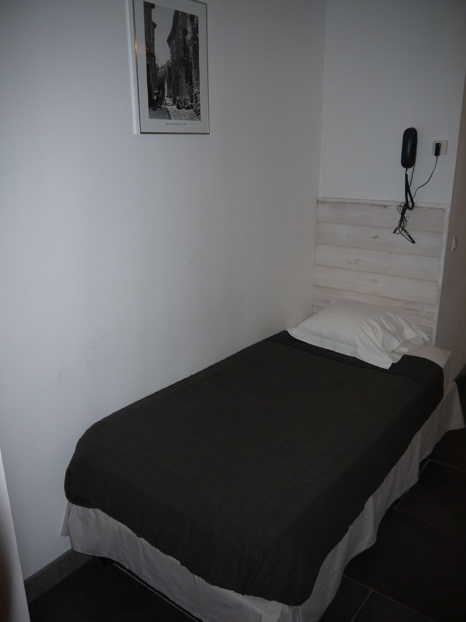 Hotel Portalet Єр Екстер'єр фото