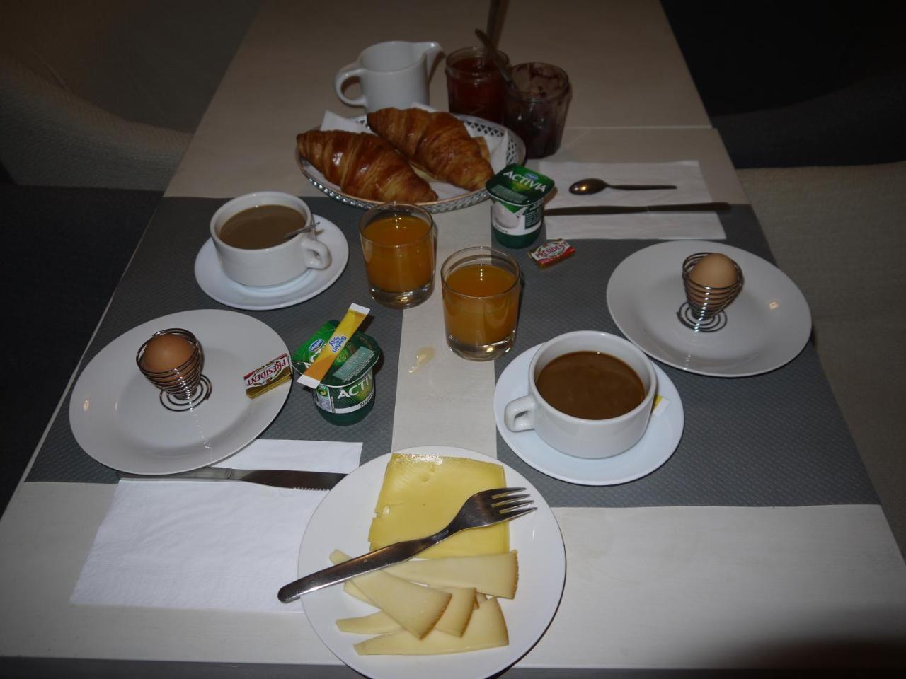 Hotel Portalet Єр Екстер'єр фото