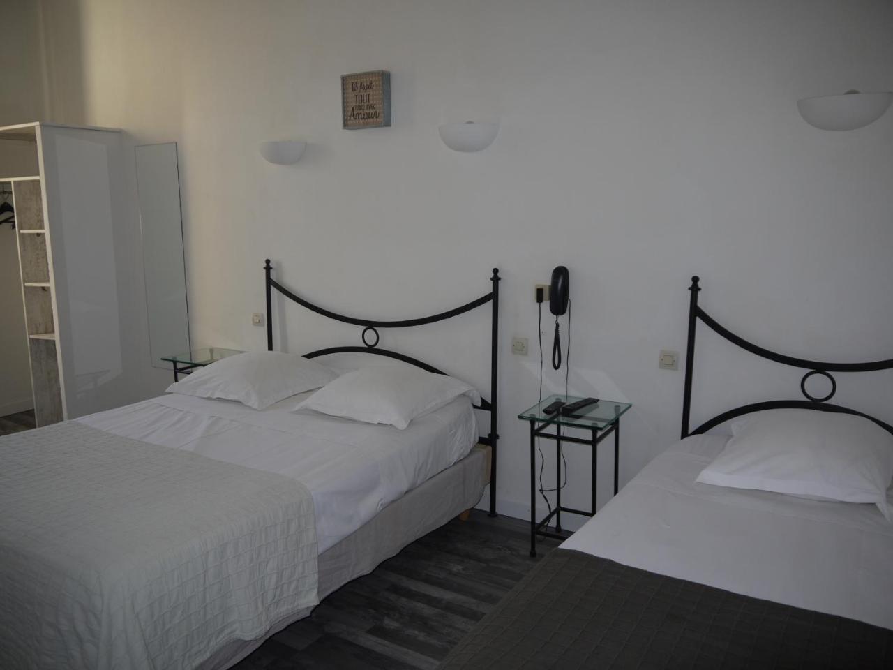 Hotel Portalet Єр Екстер'єр фото